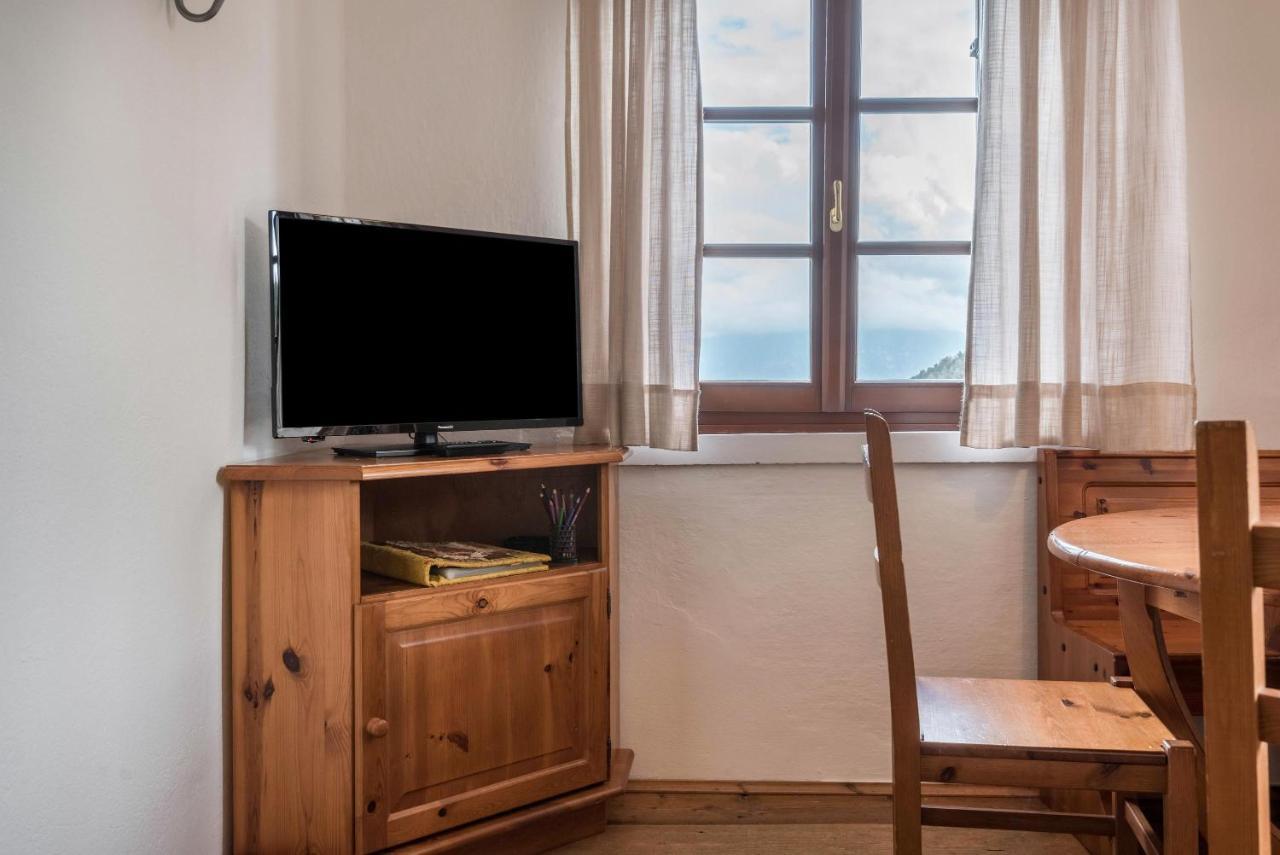 Sallrain Hof Apartment 2 Collalbo Eksteriør bilde